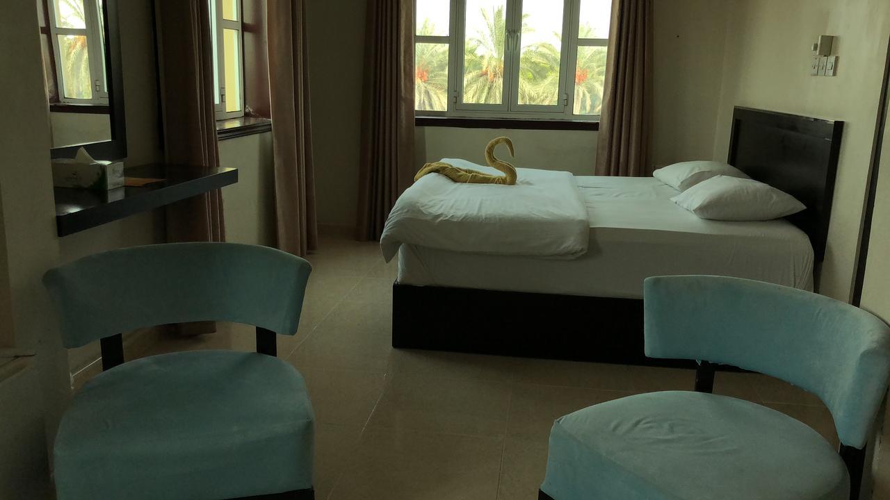 Al Multaqa Hotel Sohar Exterior foto